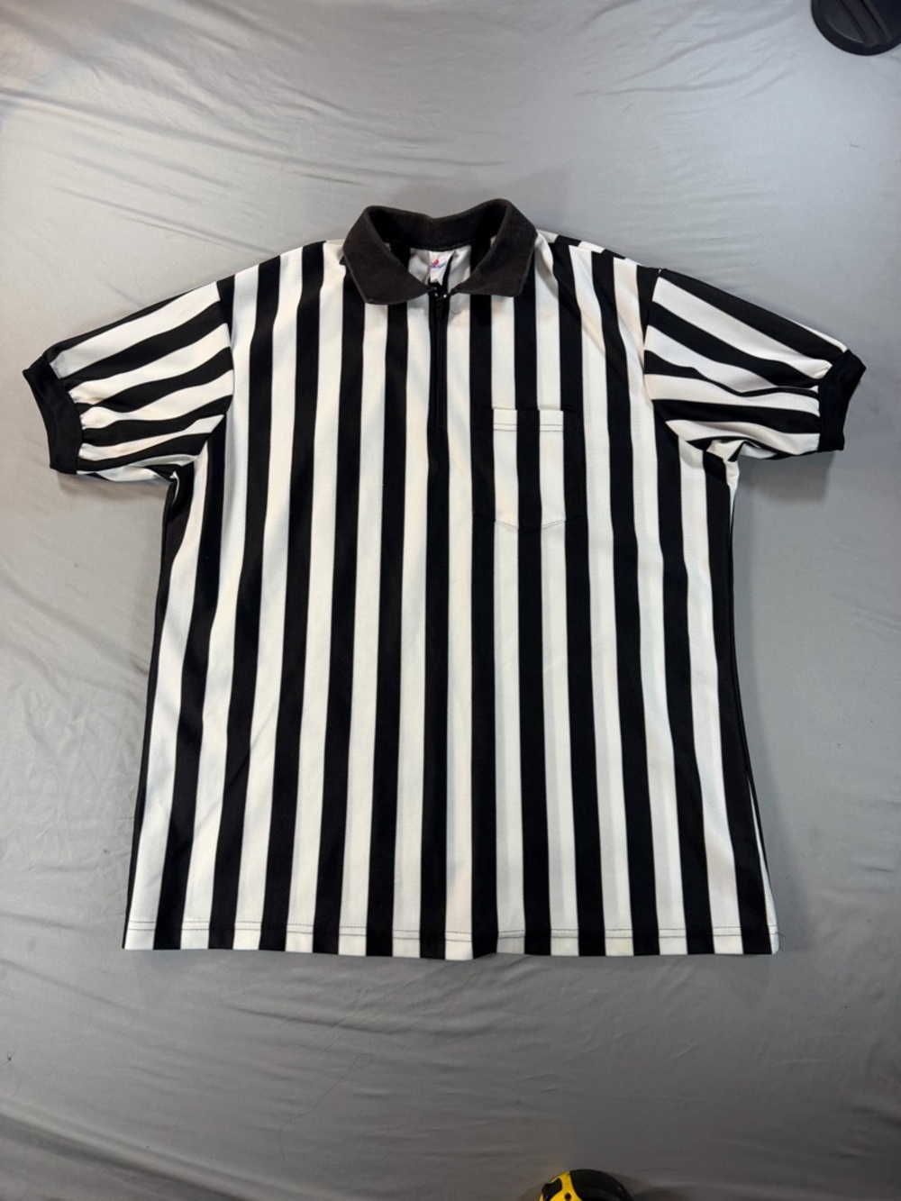 Majestic FootLocker Referee Shirt Black White XL Sports Uniform 2640